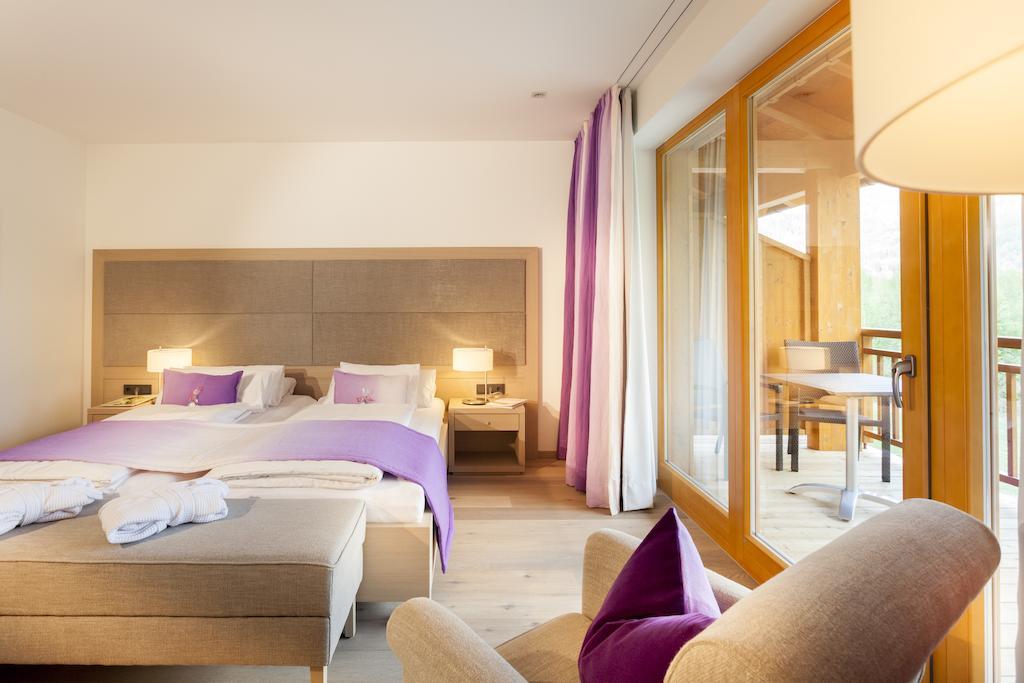 Dolomitengolf Hotel & Spa Lavant Δωμάτιο φωτογραφία